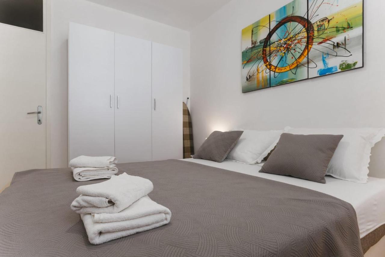 Apartment Bozic Omis Luaran gambar