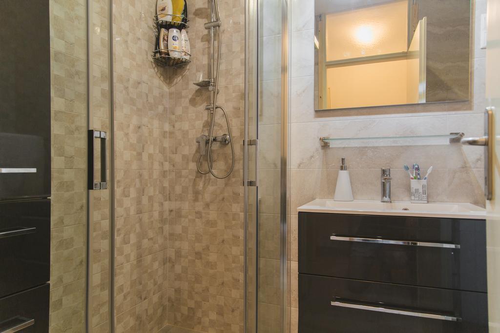 Apartment Bozic Omis Luaran gambar